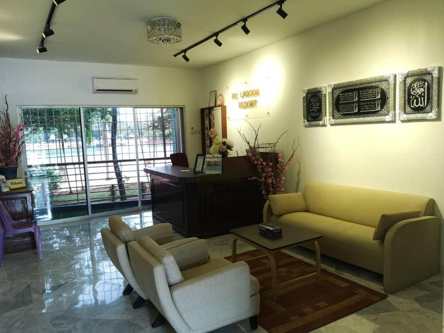 Pd Lagoon Resort Port Dickson Exterior foto
